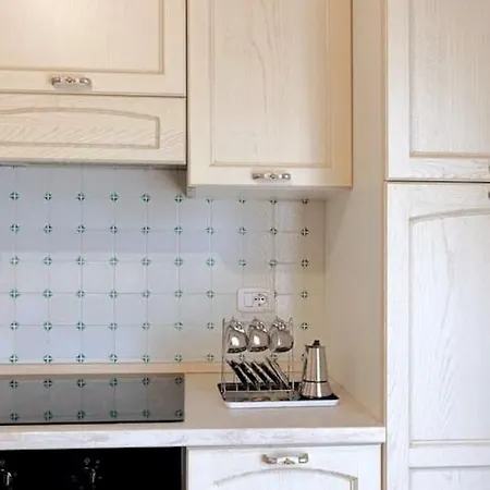 Comodo A Lizzano Con Vista * 利扎诺因贝尔韦代雷