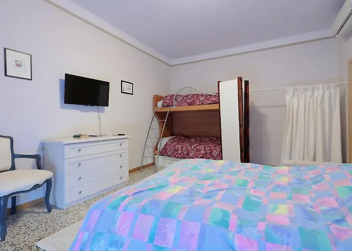 Comodo A Lizzano Con Vista Appartamento Lizzano In Belvedere