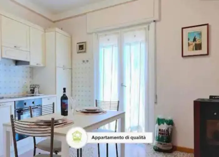 Comodo A Lizzano Con Vista Appartamento *